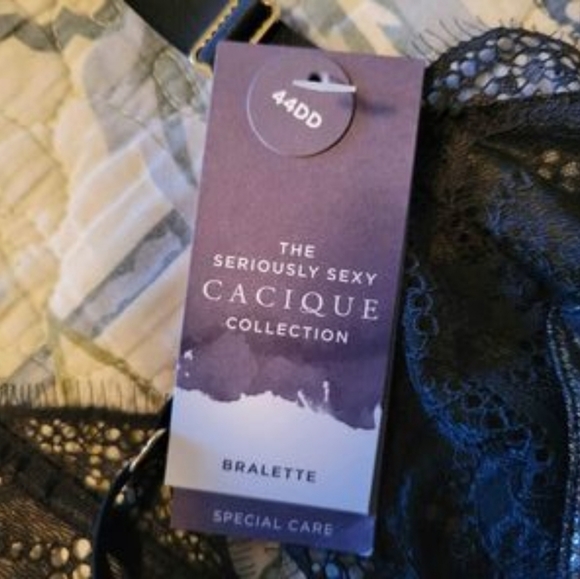 Cacique 44 DD Bralette - Picture 3 of 3